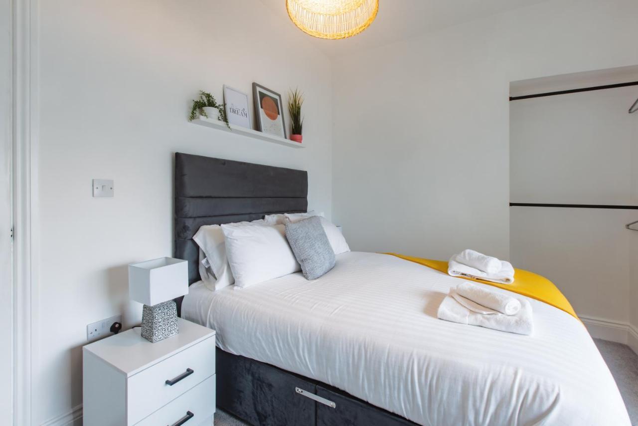 5 Roker Terrace - Seaview Apartments Сандерленд Екстер'єр фото