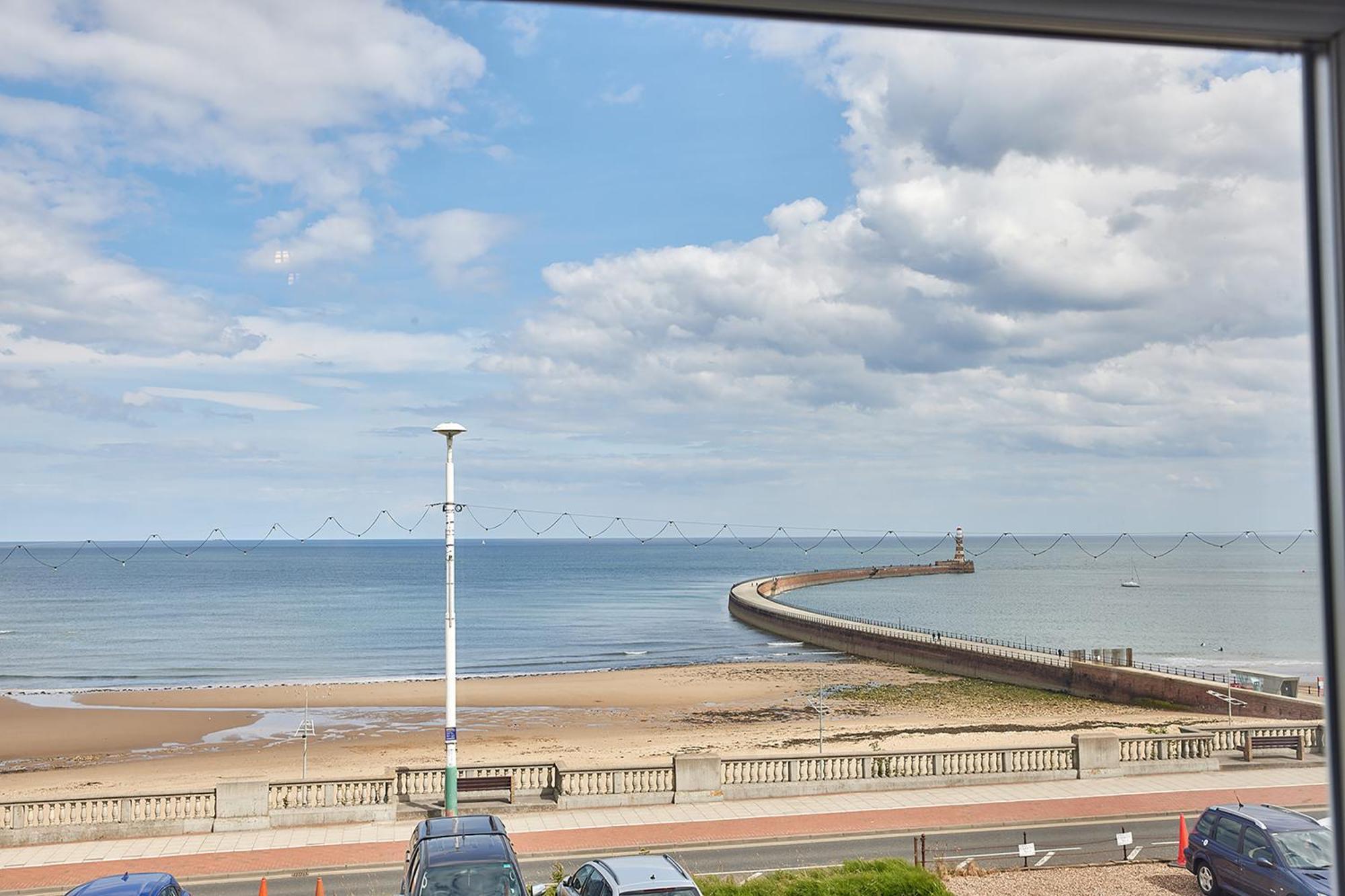5 Roker Terrace - Seaview Apartments Сандерленд Екстер'єр фото